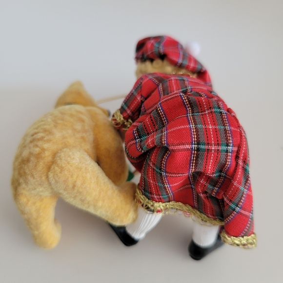 1994 Hallmark Special Edition Ornament - Lucinda & Teddy - Picture 6 of 7